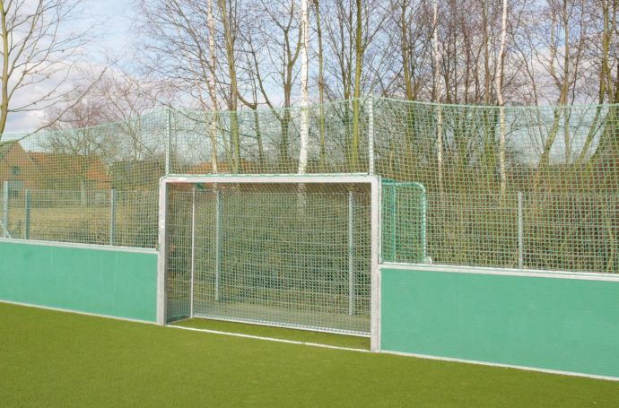 Fotbalová branková síť Junior PP 4 mm, oko 45 mm, zelená, hloubka 0,8 x 1,5 m