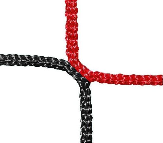 Branková síť na míru, síla PP 4 mm, oko 120 mm, černočervené pruhy