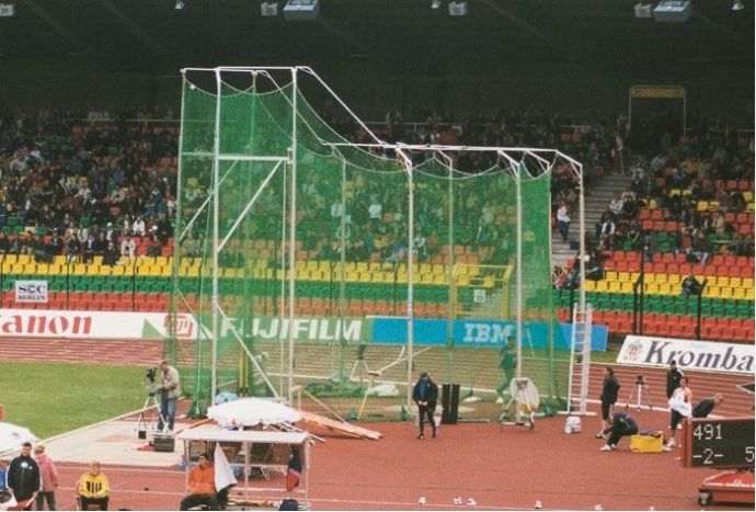Ochranná sieť na hod kladivom 7,5 / 9,5 x 26,0 m, zelená